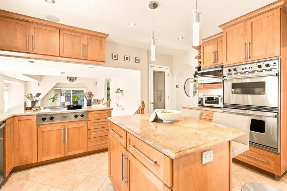 1035 Chadbourne Avenue Millbrae, CA 94030