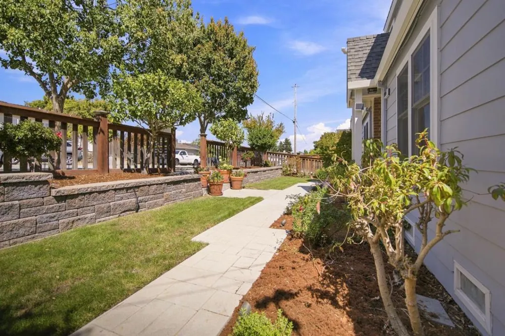1035 Chadbourne Avenue Millbrae, CA 94030