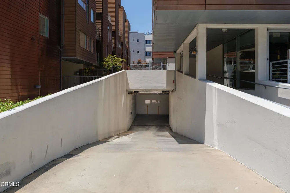 141 S Hudson Avenue #104 Pasadena, CA 91101