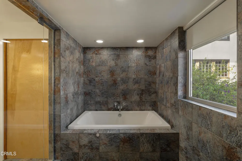 141 S Hudson Avenue #104 Pasadena, CA 91101