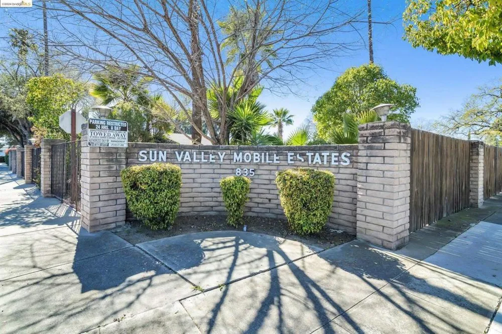 1360 Via Deste #64 Livermore, CA 94551