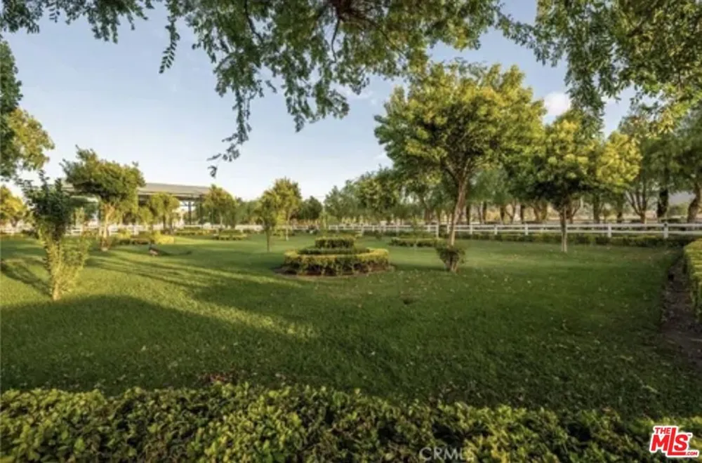25590 Washington Avenue Murrieta, CA 92562