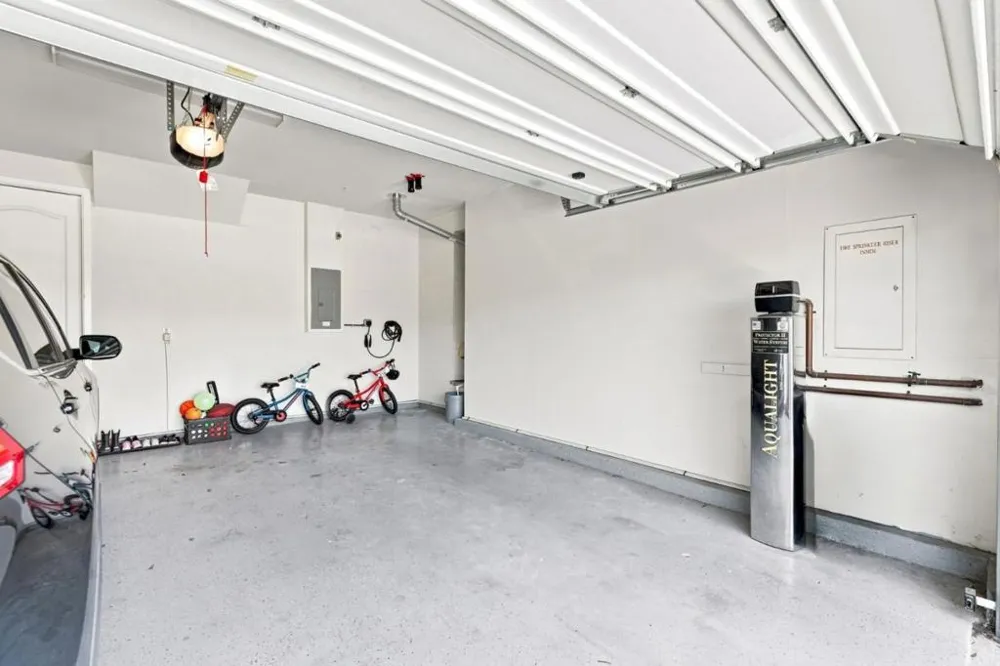 17054 Mimosa Drive Morgan Hill, CA 95037