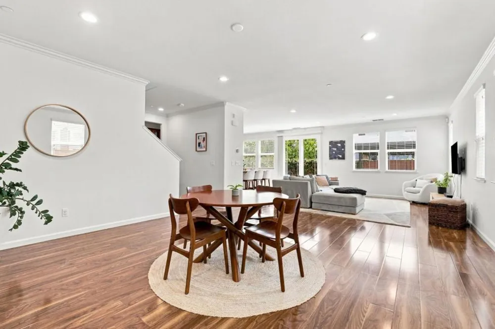 17054 Mimosa Drive Morgan Hill, CA 95037