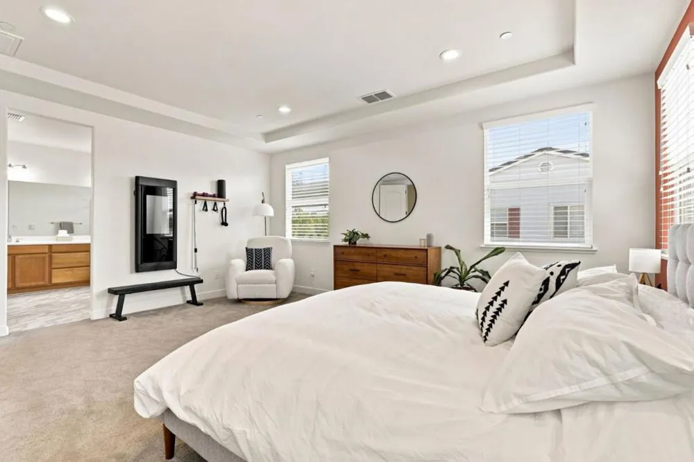 17054 Mimosa Drive Morgan Hill, CA 95037