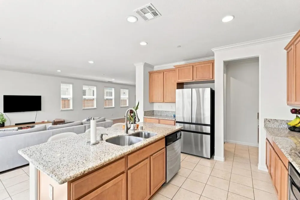 17054 Mimosa Drive Morgan Hill, CA 95037