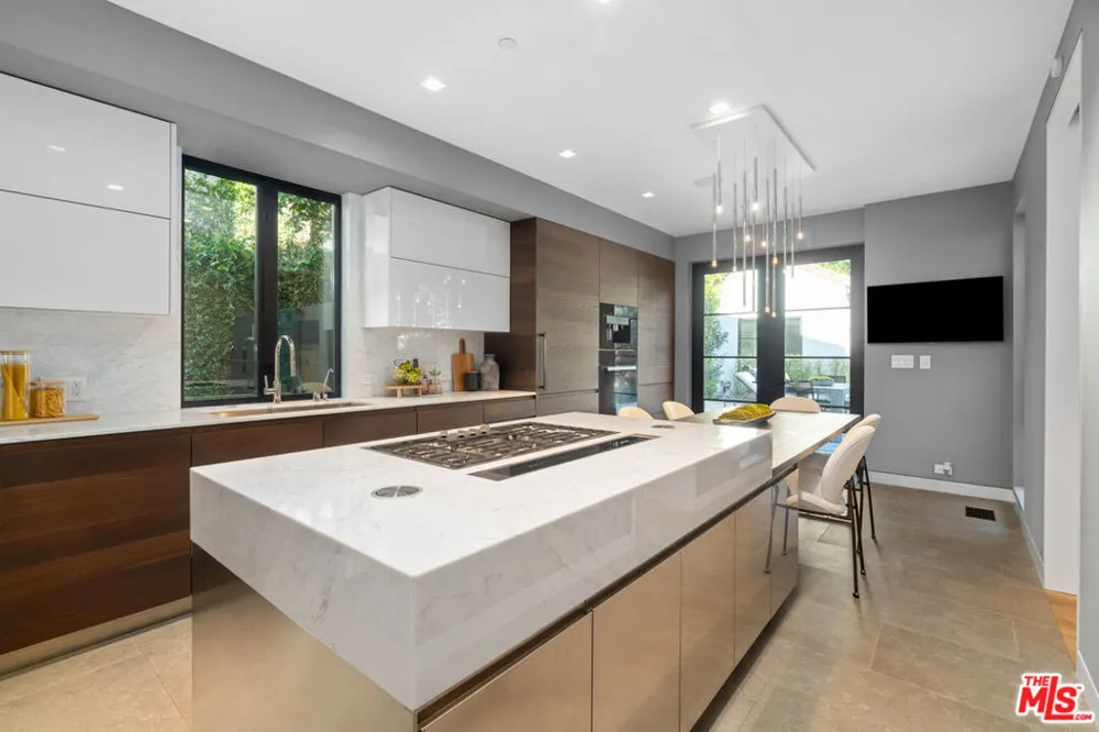 1146 Sierra Alta Way Los Angeles, CA 90069