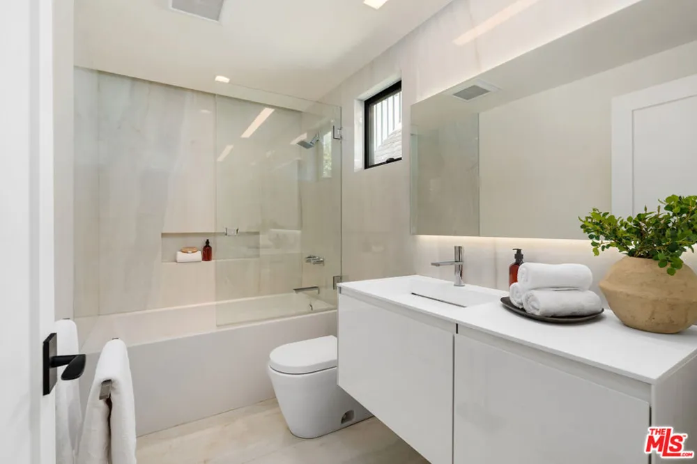 1146 Sierra Alta Way Los Angeles, CA 90069