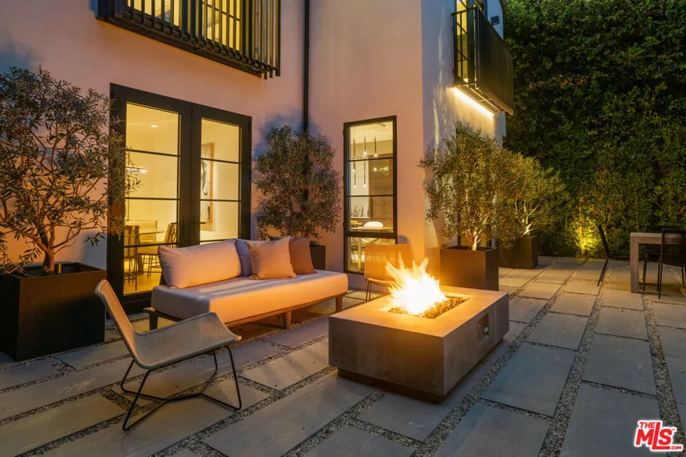 1146 Sierra Alta Way Los Angeles, CA 90069