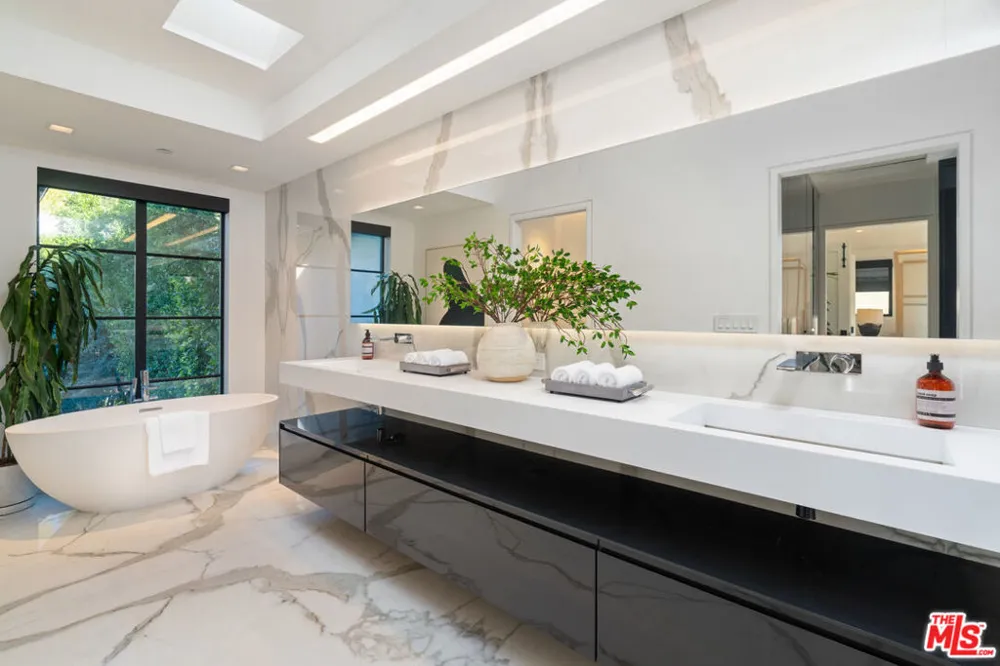 1146 Sierra Alta Way Los Angeles, CA 90069