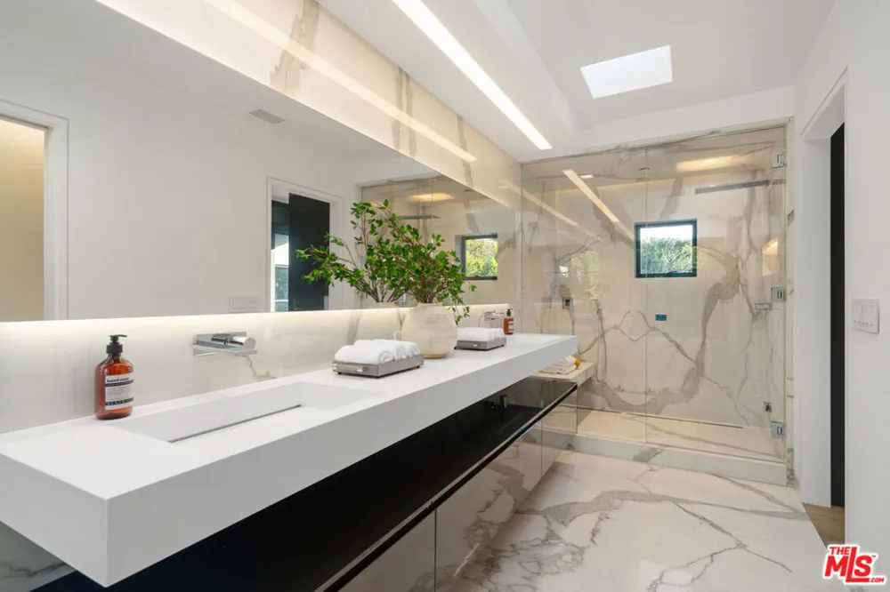 1146 Sierra Alta Way Los Angeles, CA 90069