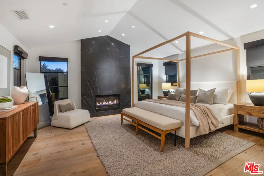 1146 Sierra Alta Way Los Angeles, CA 90069