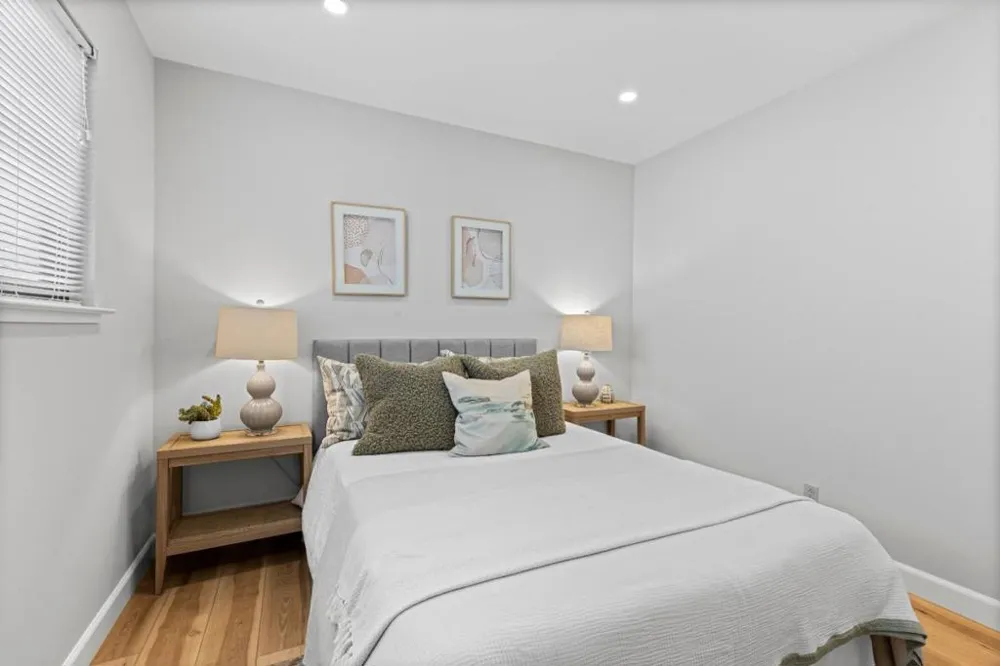 21446 Holly Oak Drive Cupertino, CA 95014