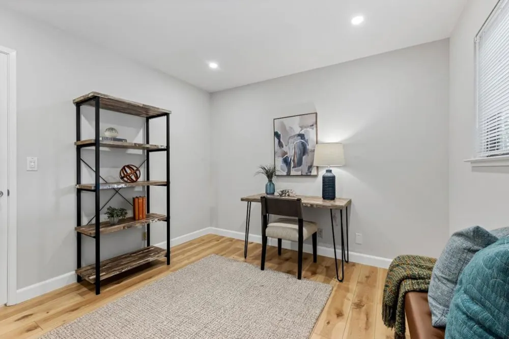 21446 Holly Oak Drive Cupertino, CA 95014