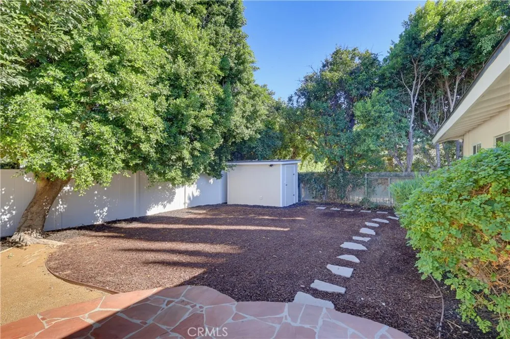 19832 ACRE STREET Northridge, CA 91324