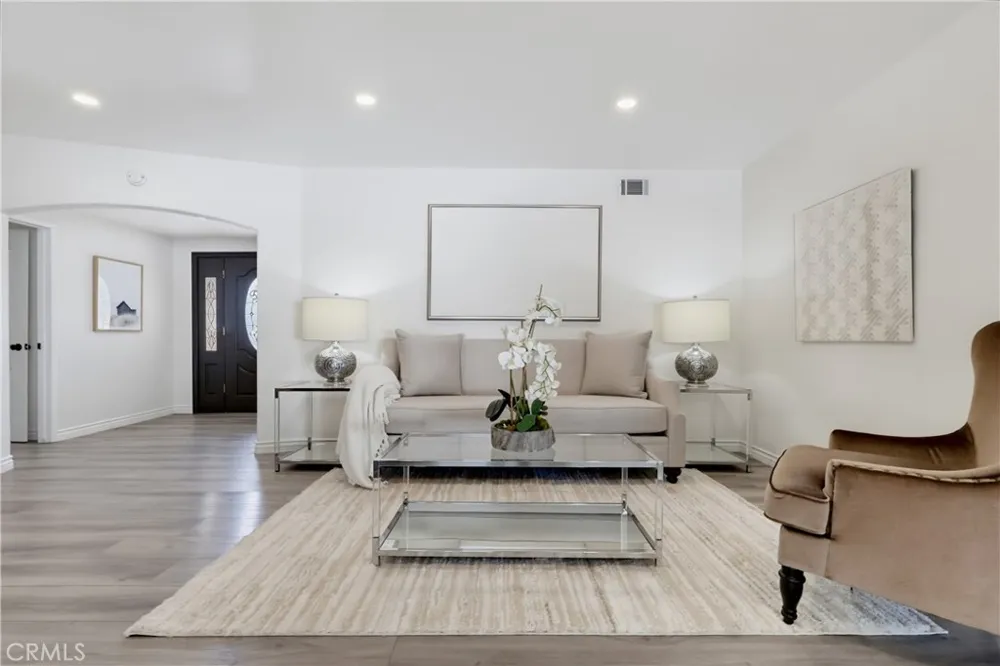 19832 ACRE STREET Northridge, CA 91324