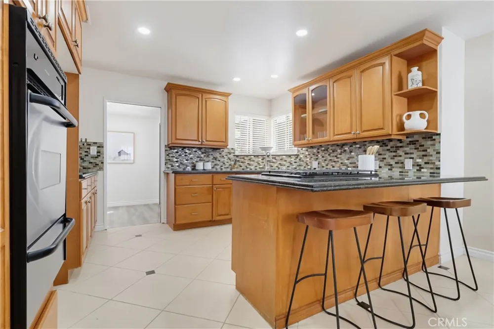 19832 ACRE STREET Northridge, CA 91324