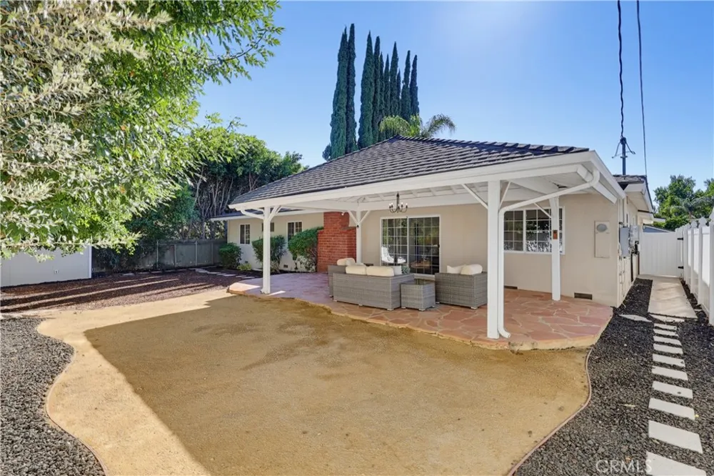 19832 ACRE STREET Northridge, CA 91324