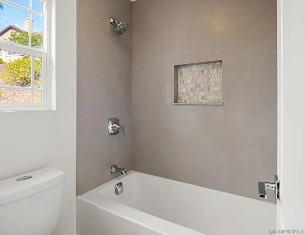 11462 Cortina Pl San Diego, CA 92131