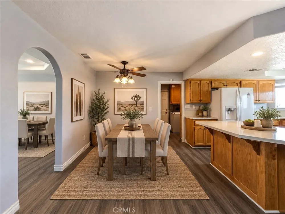 11043 Pinon Avenue Hesperia, CA 92345