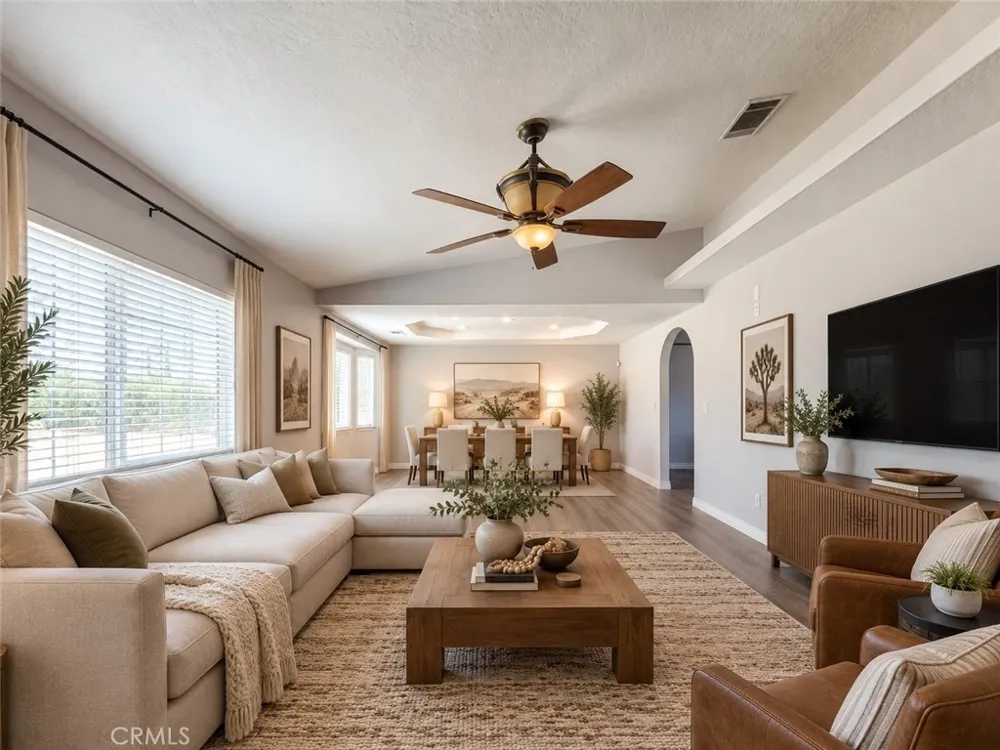 11043 Pinon Avenue Hesperia, CA 92345