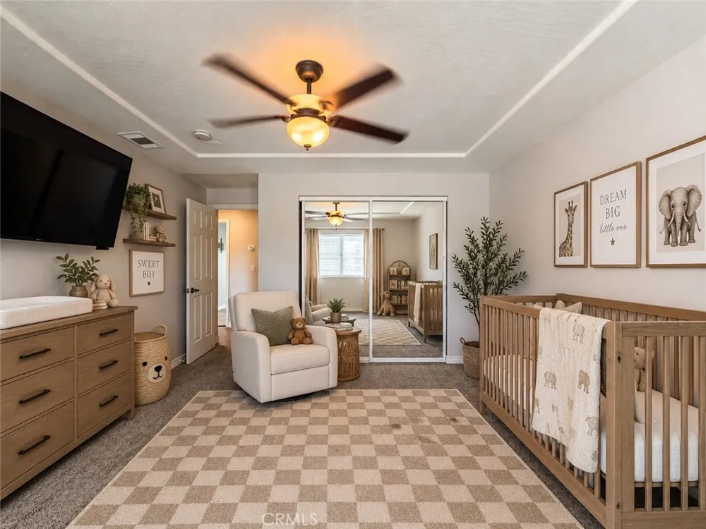 11043 Pinon Avenue Hesperia, CA 92345