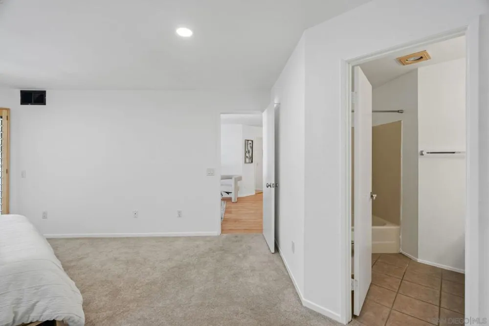9760 Mesa Springs #40 San Diego, CA 92126