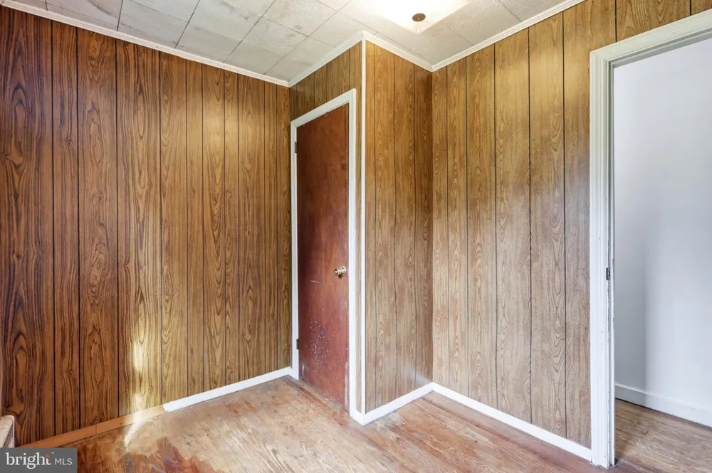 1033 WALT ROAD Pennsburg, PA 18073