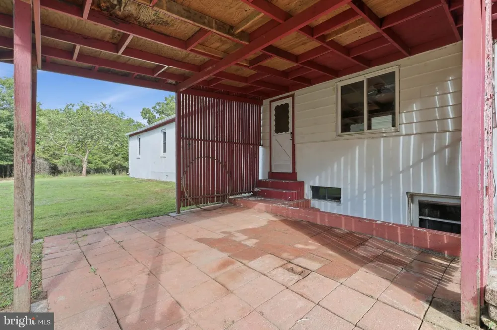 1033 WALT ROAD Pennsburg, PA 18073