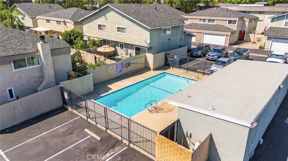 1164 Lyman Covina, CA 91724