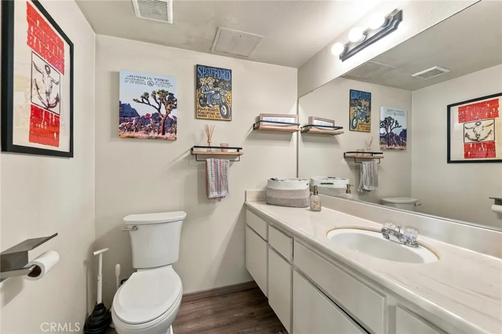1164 Lyman Covina, CA 91724