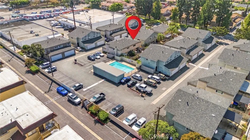 1164 Lyman Covina, CA 91724