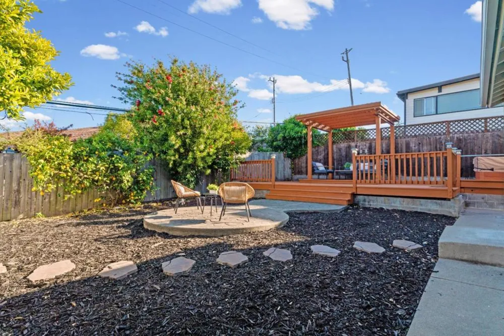 371 Paramount Drive Millbrae, CA 94030