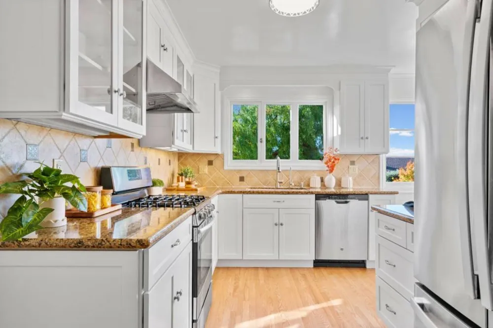 371 Paramount Drive Millbrae, CA 94030