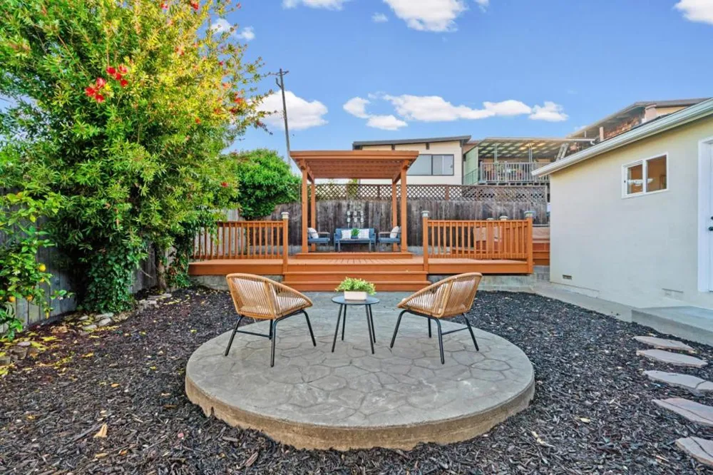 371 Paramount Drive Millbrae, CA 94030