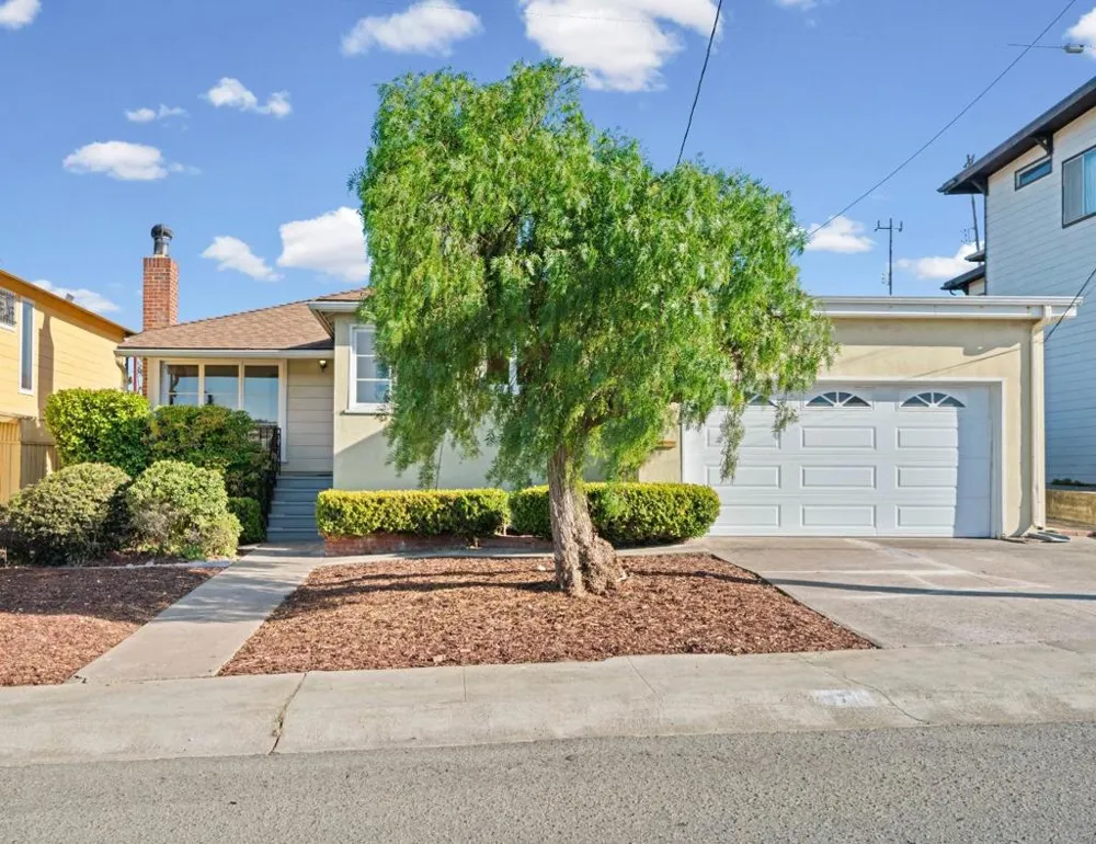 371 Paramount Drive Millbrae, CA 94030