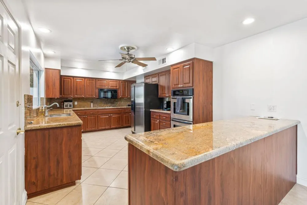 75406 Montecito Drive Indian Wells, CA 92210