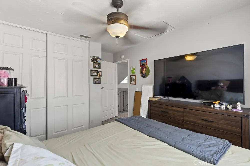 15670 Jackson Fontana, CA 92336