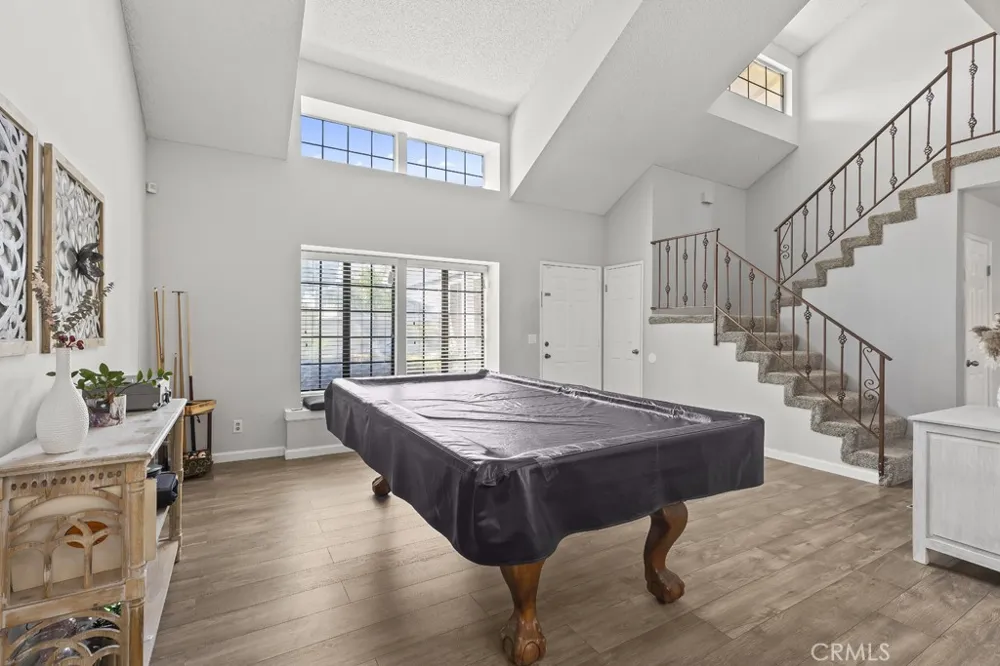 15670 Jackson Fontana, CA 92336