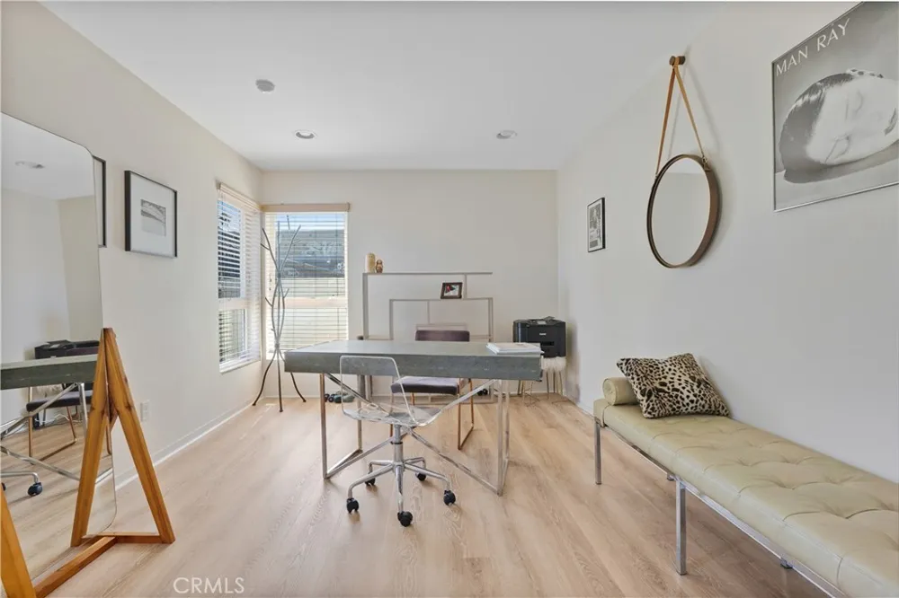 5640 Observation Los Angeles, CA 90028