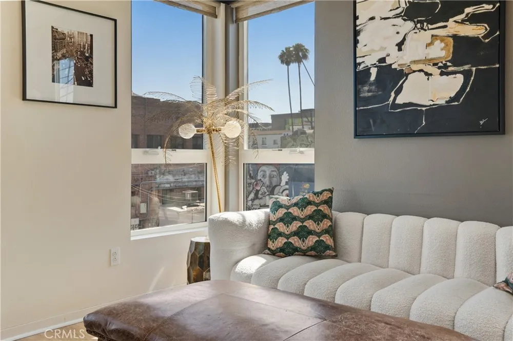 5640 Observation Los Angeles, CA 90028