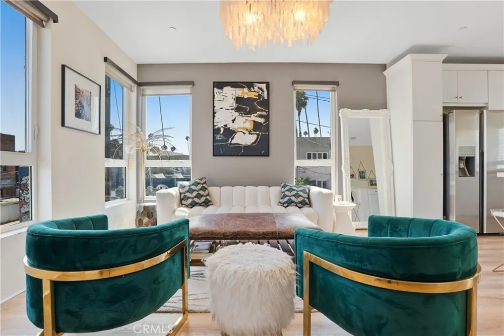 5640 Observation Los Angeles, CA 90028
