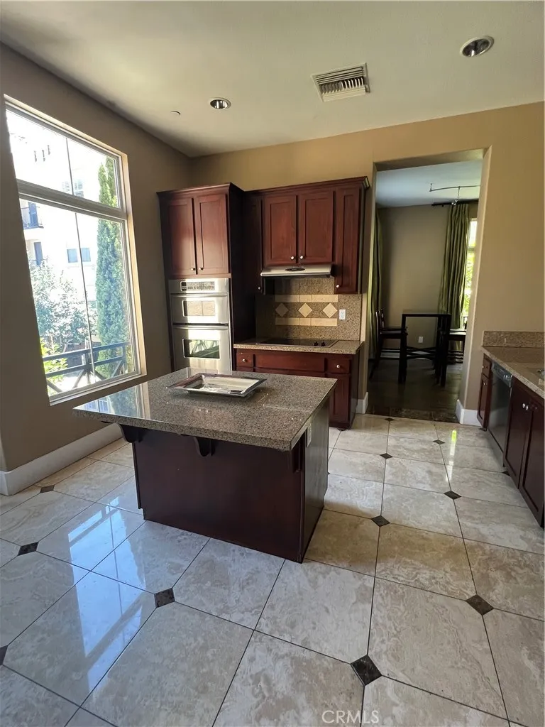 2311 Watermarke Irvine, CA 92612