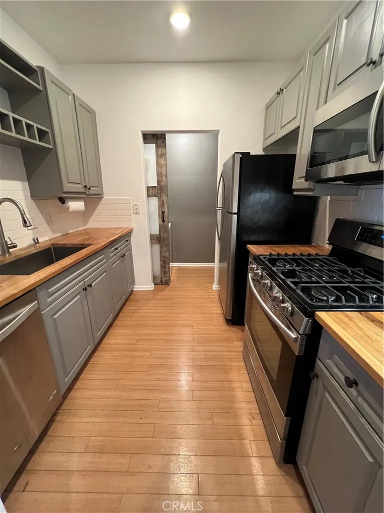 2311 Watermarke Irvine, CA 92612
