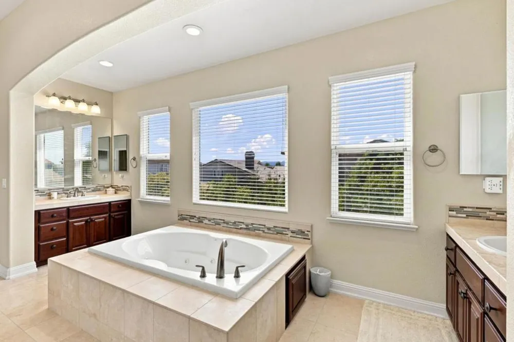 18275 Los Padres Place Morgan Hill, CA 95037