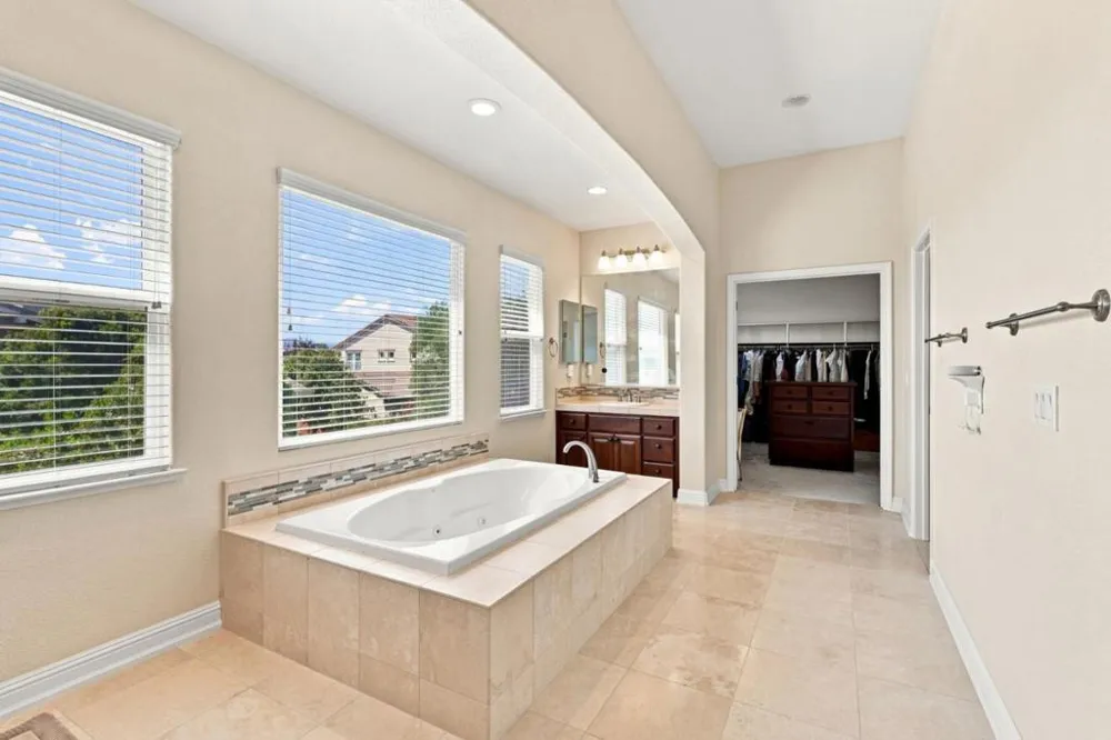 18275 Los Padres Place Morgan Hill, CA 95037
