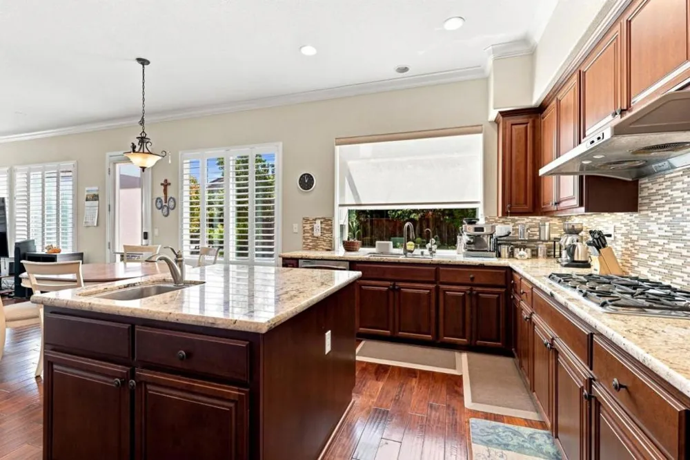 18275 Los Padres Place Morgan Hill, CA 95037