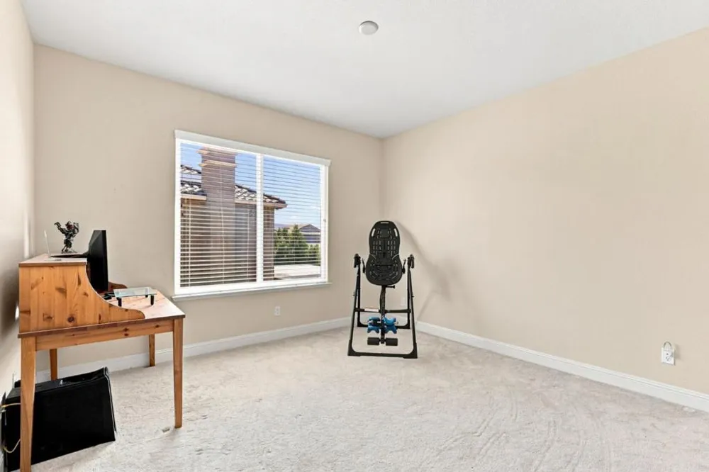 18275 Los Padres Place Morgan Hill, CA 95037