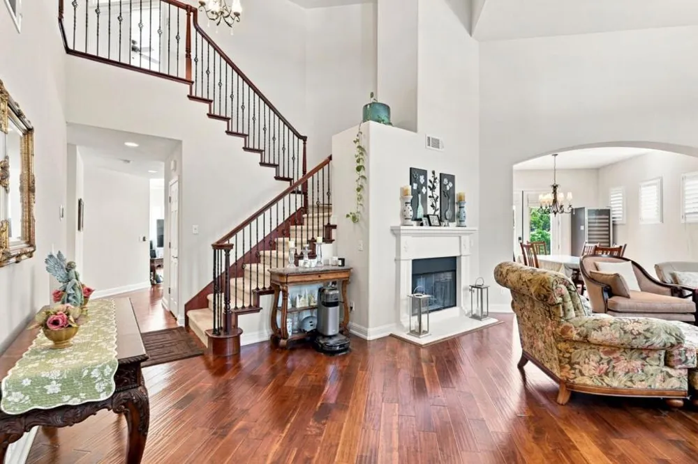 18275 Los Padres Place Morgan Hill, CA 95037