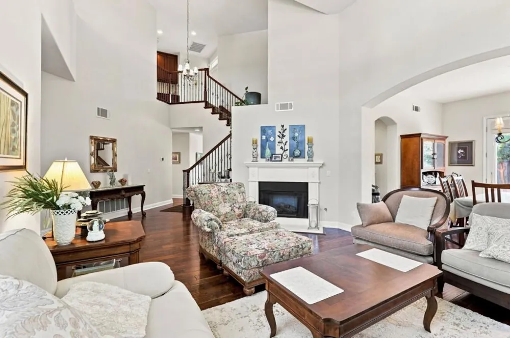 18275 Los Padres Place Morgan Hill, CA 95037
